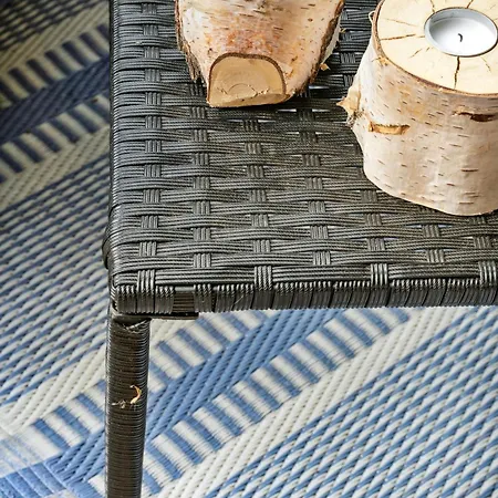 Scenic And Idyllic Log Summer House By Arreso